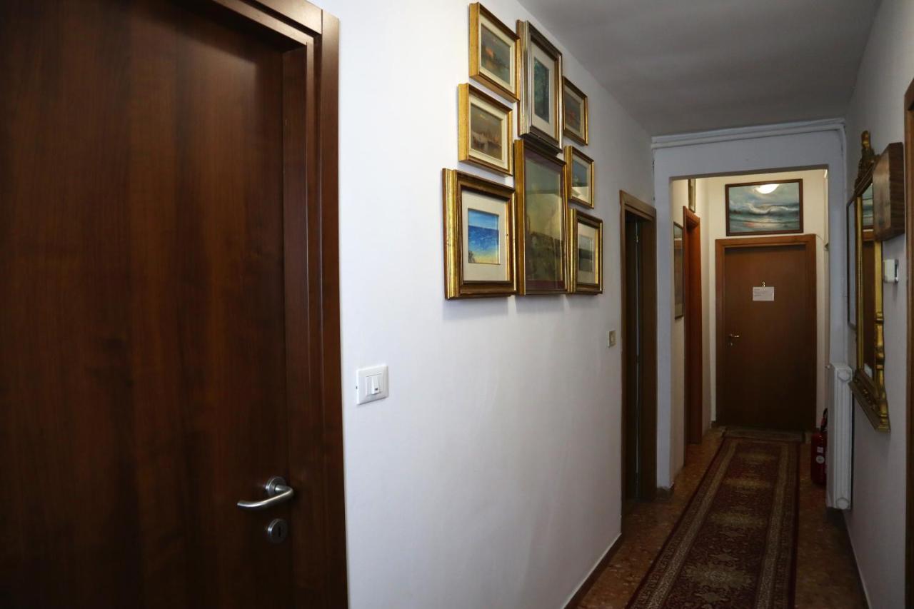 Venice Rainbow Apartment Екстериор снимка